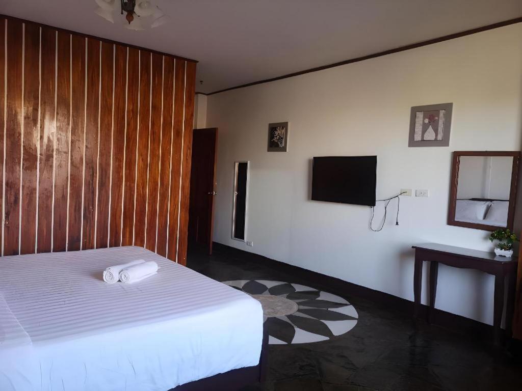 Oyo 880 Flores De Musa Inn Puerto Princesa Eksteriør bilde