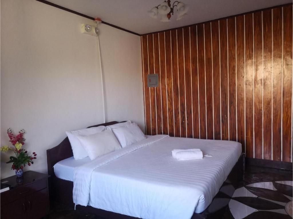 Oyo 880 Flores De Musa Inn Puerto Princesa Eksteriør bilde